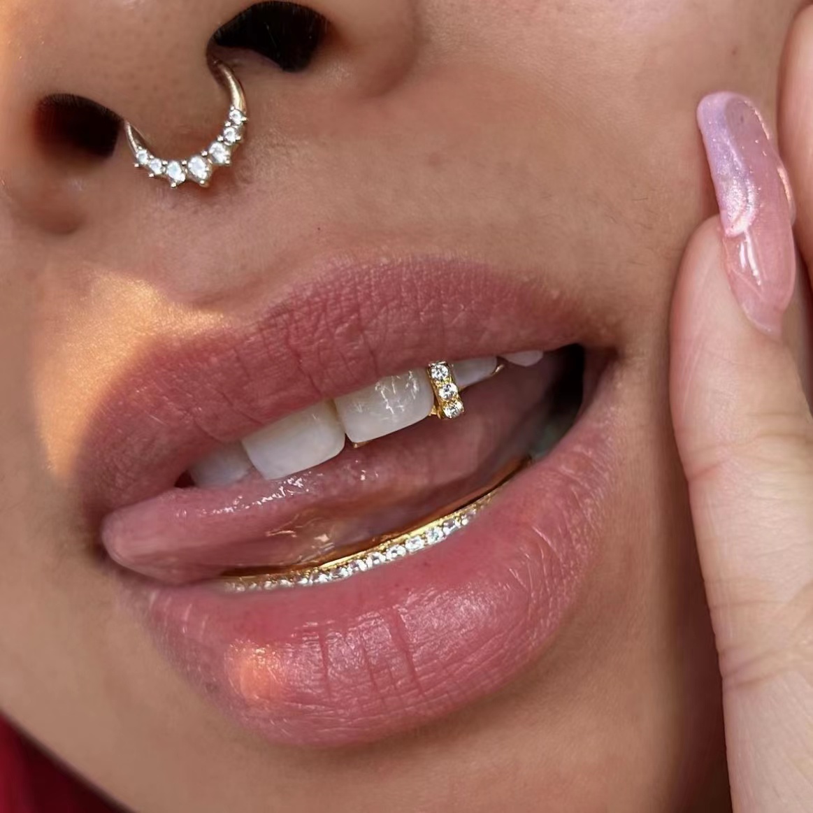 Street Fashion Jewelry - RACHELZ Hip Hop Single Vertical Bar