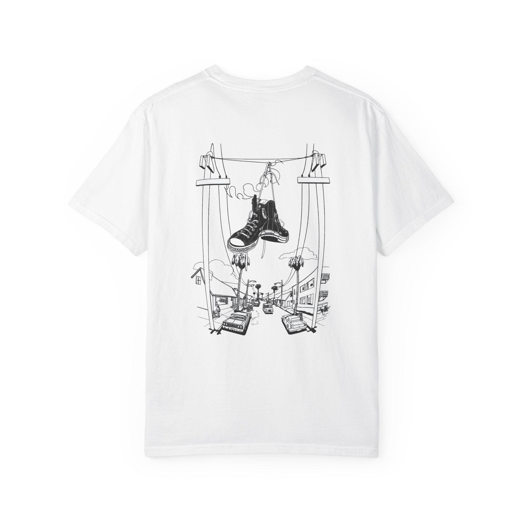 Sneakers on Power Lines T-Shir - Street Fashion Online 评论和价格