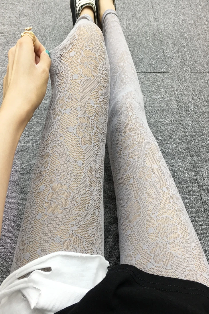 South Korea 2025 Lace Bottoms  - Street Fashion Trend 2025 评论和价格